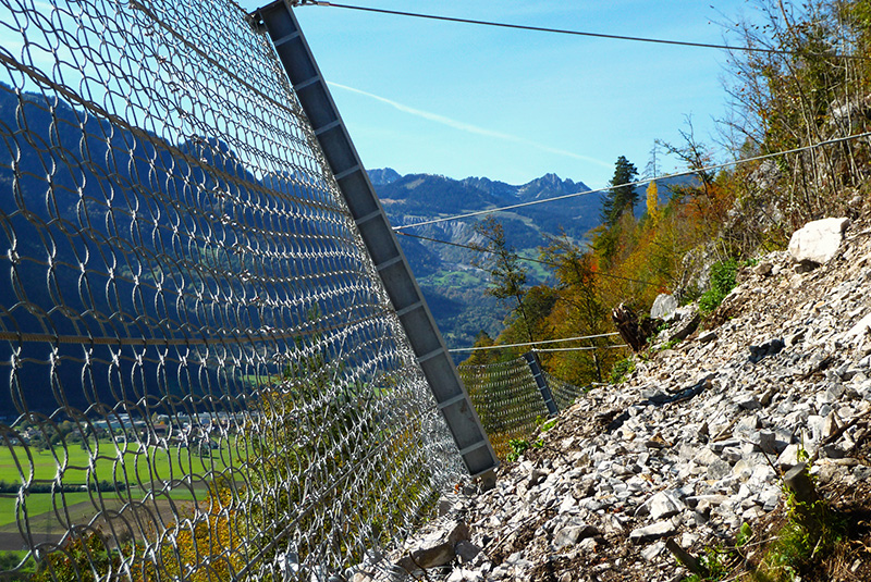 Protect: Rockfall fencing